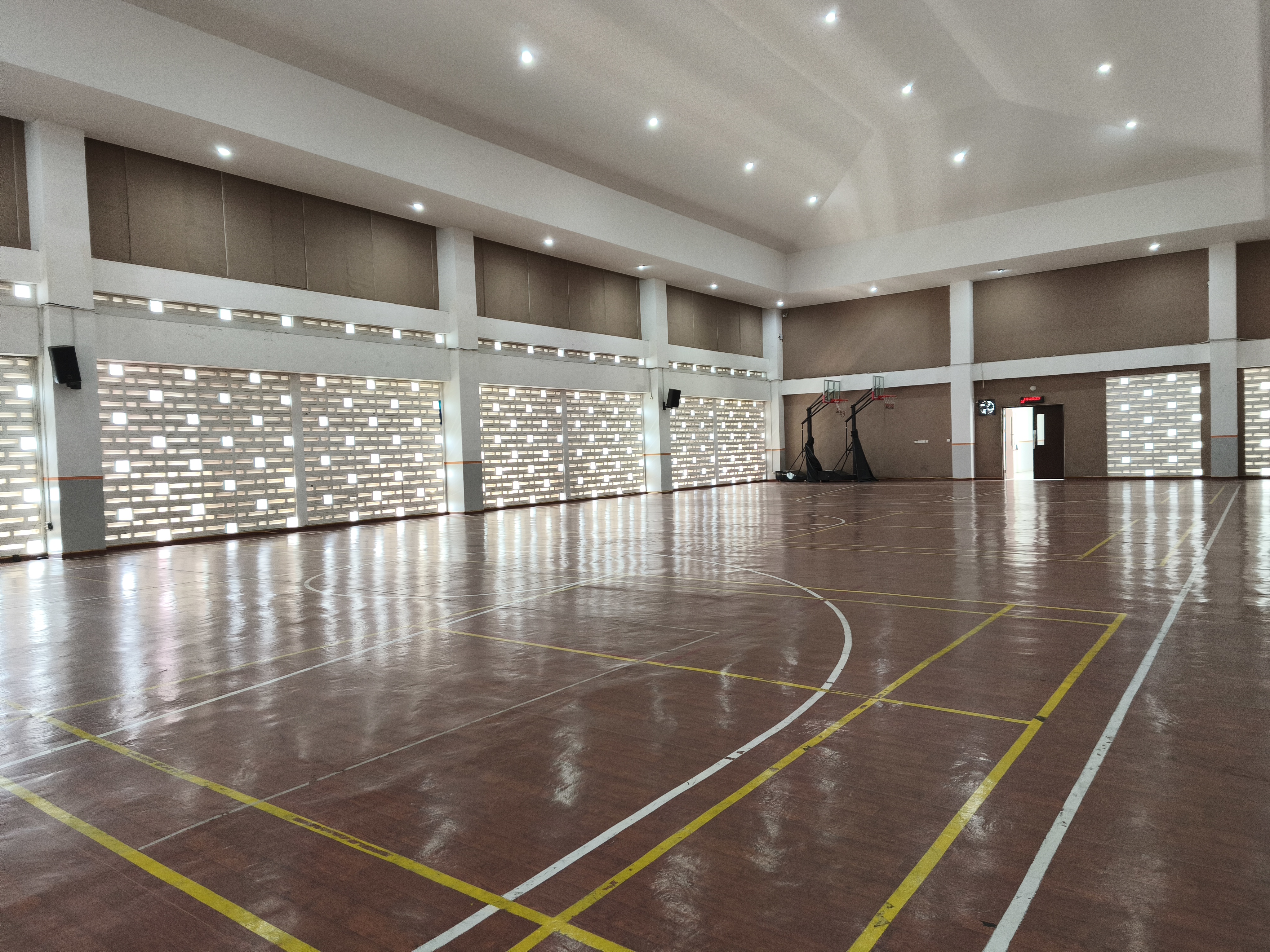Indoor Court
